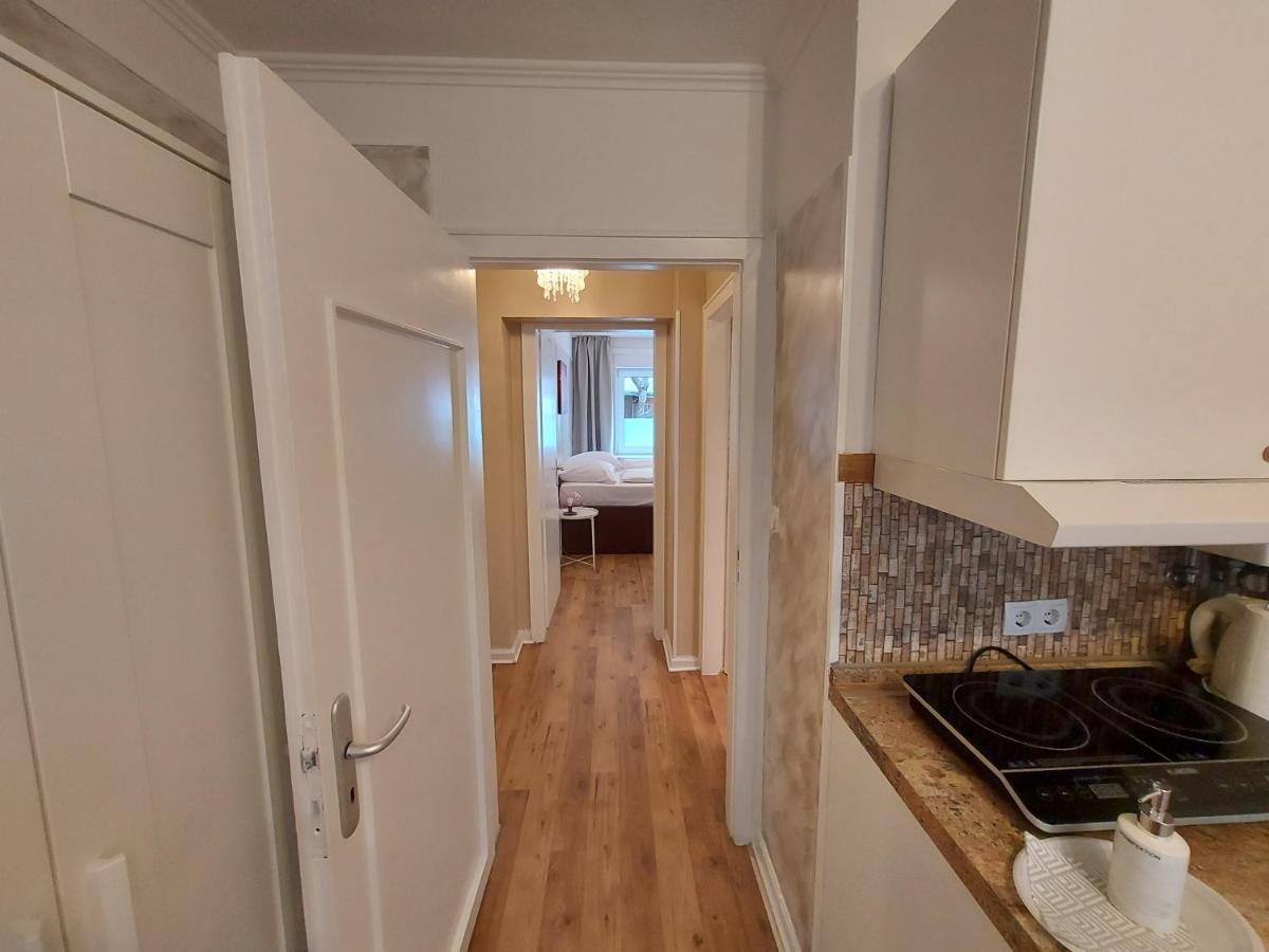 Vintage Apartment Кьолн Екстериор снимка