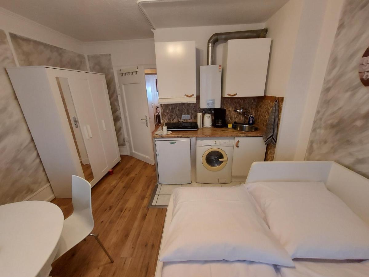Vintage Apartment Кьолн Екстериор снимка