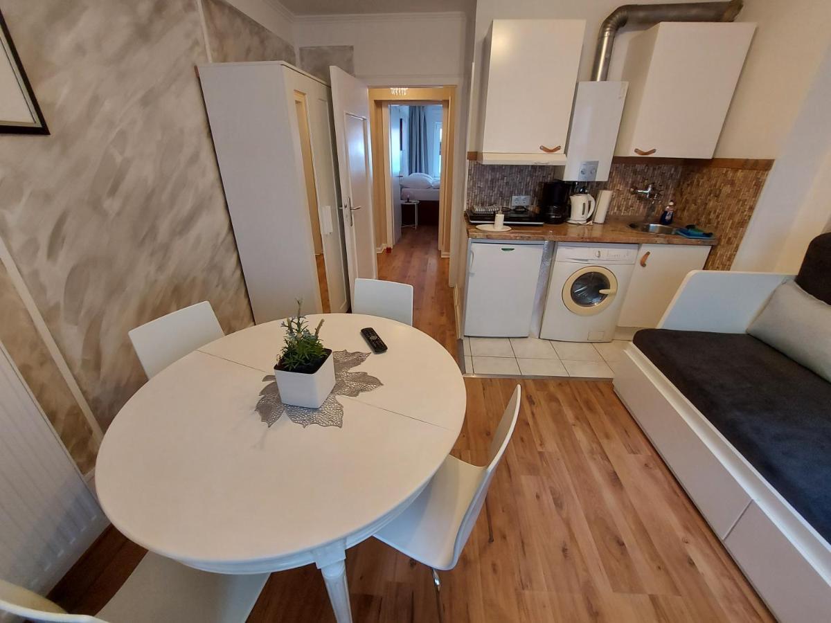 Vintage Apartment Кьолн Екстериор снимка